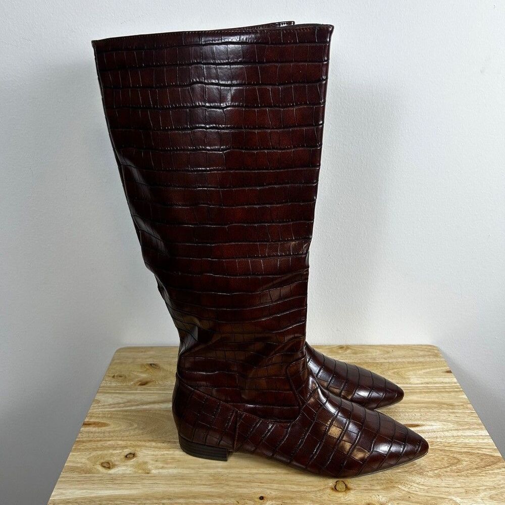 Sienna Brown Croc Flat Boots Womens Size 8.5 Knee High Pointed Toe Faux Leather